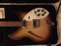 Rickenbacker 330/6 , Walnut Burst: Body - Front