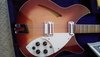 Rickenbacker 360/12 V64, Fireglo: Body - Front