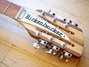 Rickenbacker 360/12 , Mapleglo: Headstock