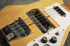 Rickenbacker 4001/4 , Mapleglo: Close up - Free
