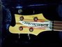 Rickenbacker 4001/4 , Mapleglo: Headstock