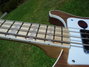 Rickenbacker 4003/4 , Natural Walnut: Close up - Free2