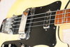 Rickenbacker 4001/4 BT, White: Close up - Free2