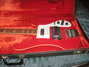 Rickenbacker 4003/4 WT, Red: Close up - Free2