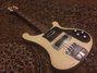 Rickenbacker 4001/4 BT, White: Full Instrument - Front