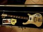 Rickenbacker 4003/4 , Mapleglo: Close up - Free2
