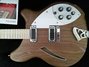 Rickenbacker 360/6 , Natural Walnut: Body - Front