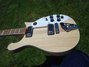 Rickenbacker 620/6 , Mapleglo: Body - Front