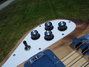 Rickenbacker 4003/4 S, Walnut: Close up - Free2
