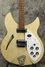 Rickenbacker 330/6 , Mapleglo: Body - Front