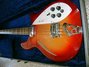 Rickenbacker 4005/4 , Fireglo: Body - Front