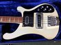 Rickenbacker 4001/4 BT, White: Body - Front