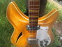 Rickenbacker 381/6 V69, Mapleglo: Close up - Free2
