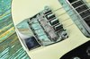 Rickenbacker 4001/4 BT, White: Close up - Free2