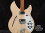 Rickenbacker 330/6 , Mapleglo: Body - Front