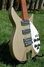 Rickenbacker 350/6 V63, Desert Gold: Close up - Free2