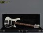 Rickenbacker 4001/4 BH BT, White: Close up - Free2