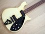 Rickenbacker 610/6 BT, White: Body - Front
