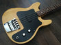 Rickenbacker 3000/4 BT, Natural Maple: Close up - Free2