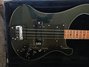 Rickenbacker 4003/4 Shadow, Jetglo: Close up - Free
