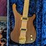 Rickenbacker 4004/4 Ci, Natural Walnut: Body - Front