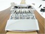 Rickenbacker 4003/4 S, Natural Walnut: Close up - Free2