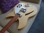 Rickenbacker 330/12 , Mapleglo: Body - Front