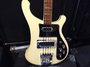 Rickenbacker 4001/4 BT, White: Body - Front