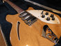 Rickenbacker 370/12 , Mapleglo: Body - Front