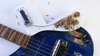 Rickenbacker 4001/4 Mod, Azureglo: Close up - Free2