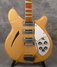 Rickenbacker 375/6 , Mapleglo: Body - Front
