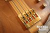 Rickenbacker 4004/4 Ci, Natural Walnut: Close up - Free