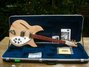 Rickenbacker 330/6 , Mapleglo: Close up - Free