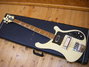 Rickenbacker 4001/4 BT, White: Neck - Front