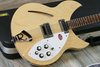 Rickenbacker 330/12 , Mapleglo: Body - Front