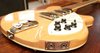 Rickenbacker 370/12 RM, Mapleglo: Close up - Free
