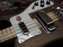 Rickenbacker 4003/4 S, Natural Walnut: Close up - Free2