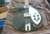 Rickenbacker 360/12 V64, Jetglo: Body - Front