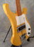 Rickenbacker 4000/4 , Mapleglo: Close up - Free