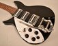 Rickenbacker 350/6 V63, Jetglo: Body - Front