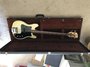 Rickenbacker 3001/4 BT, White: Close up - Free