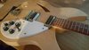 Rickenbacker 330/6 , Mapleglo: Close up - Free