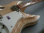 Rickenbacker 381/6 V69, Mapleglo: Close up - Free2