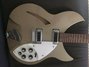 Rickenbacker 330/6 , Desert Gold: Body - Front