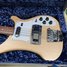 Rickenbacker 4001/4 C64, Mapleglo: Body - Front