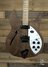 Rickenbacker 330/6 , Natural Walnut: Body - Front