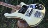 Rickenbacker 4001/4 BT, White: Close up - Free