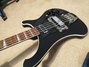 Rickenbacker 4003/4 Mod, Matte Black: Close up - Free