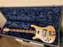 Rickenbacker 4003/4 , Mapleglo: Close up - Free