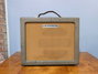 Rickenbacker M-11/amp , Gray: Body - Front